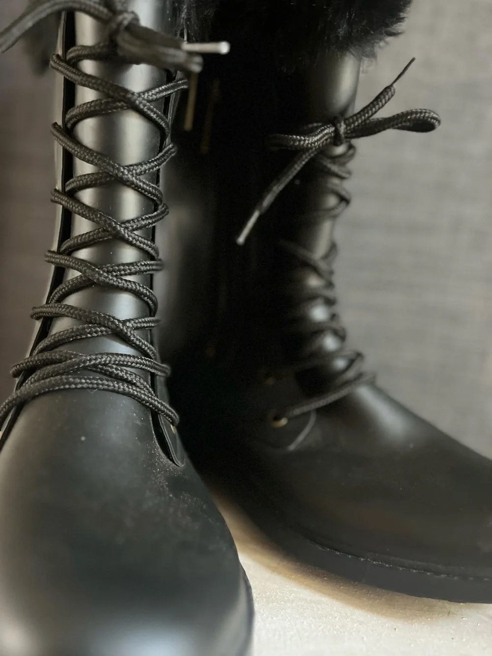 Chooka Black Faux Fur Lace-Up Waterproof Rain Boots | Women’s Size 9 | New Witho